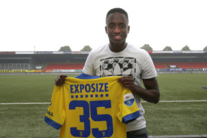 LEEUWARDEN, 06-10-2015, SC Cambuur speler Jamiro Monteiro tekent een 2-jarig contract bij SC Cambuur . foto: Henk Jan Dijks