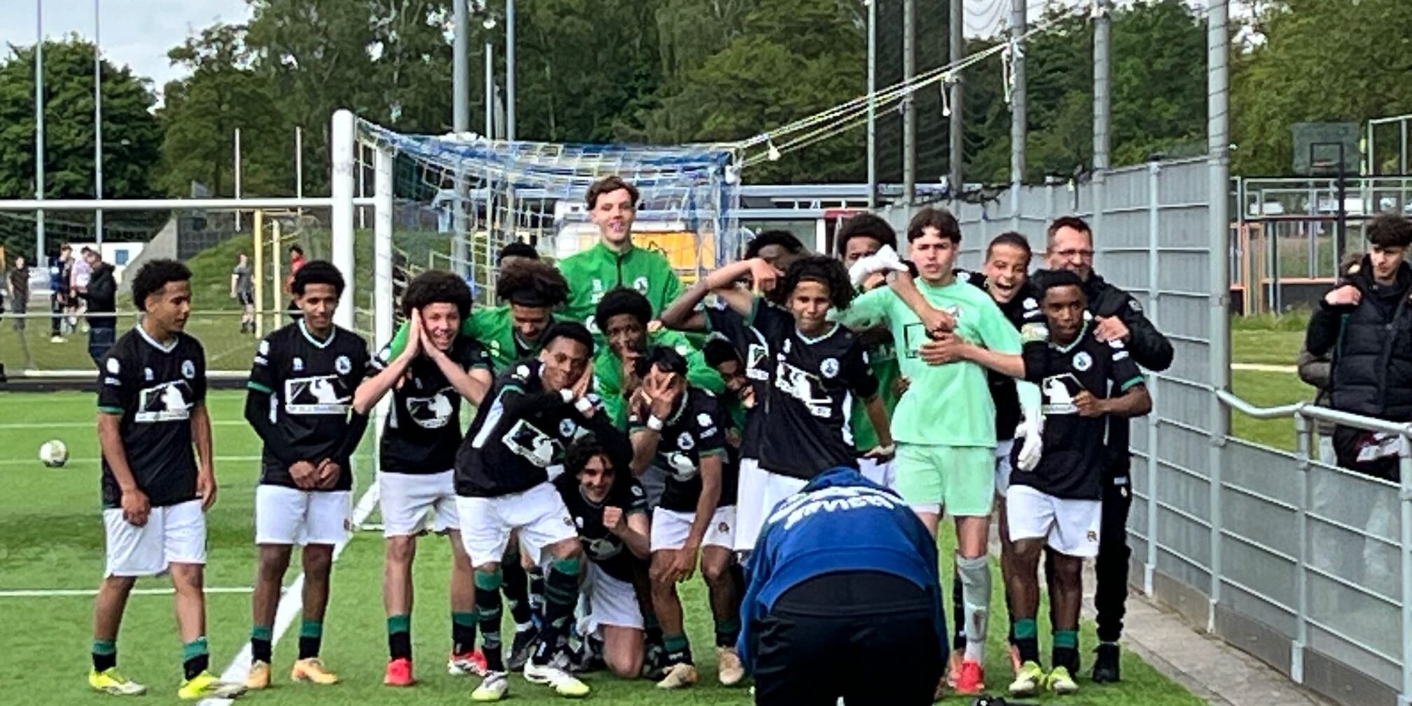 15-1 bij AZC 1